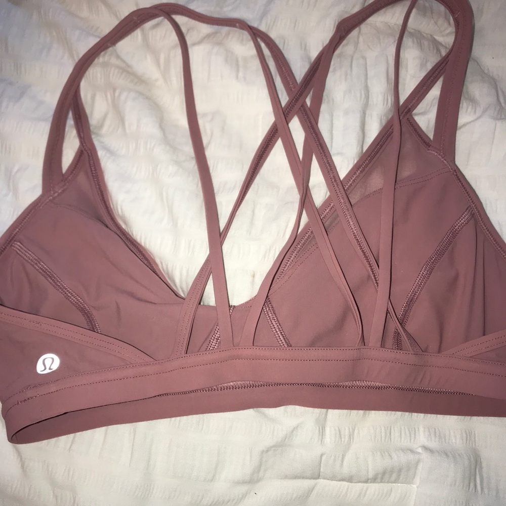 Lulu lemon sports bra